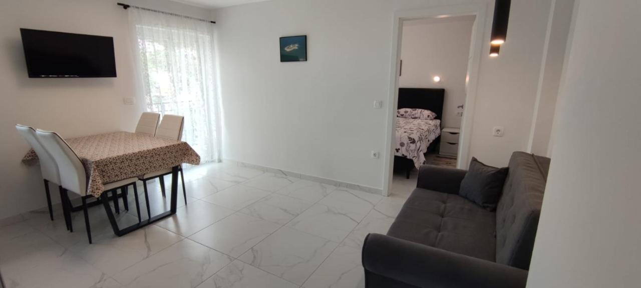 Apartments Inbox Kostrena Exterior foto
