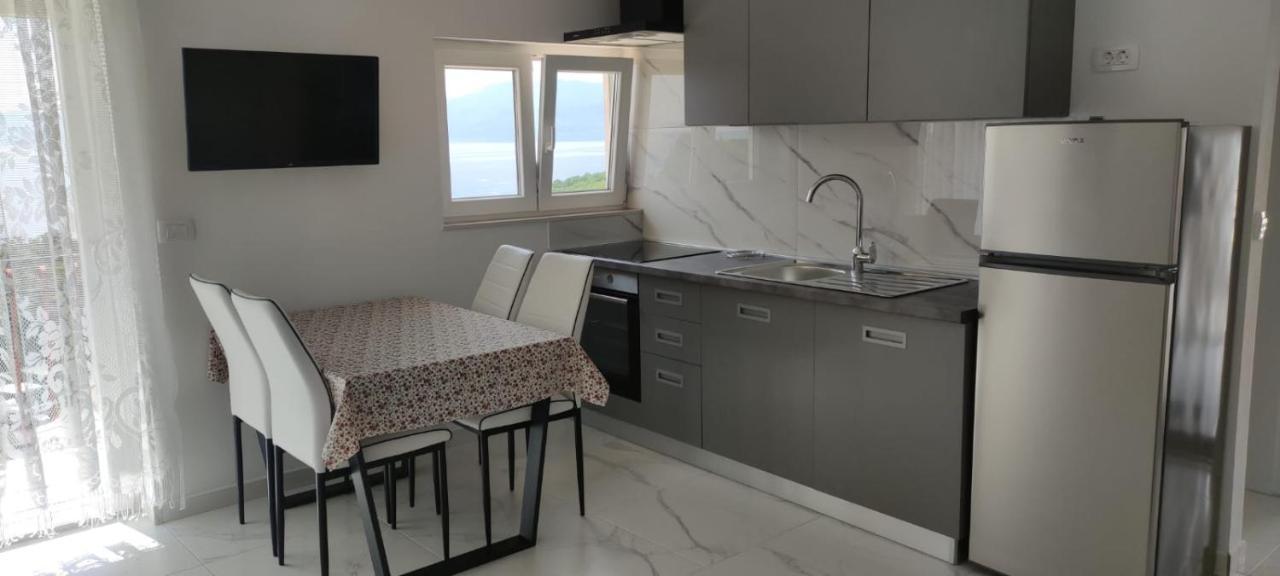 Apartments Inbox Kostrena Exterior foto